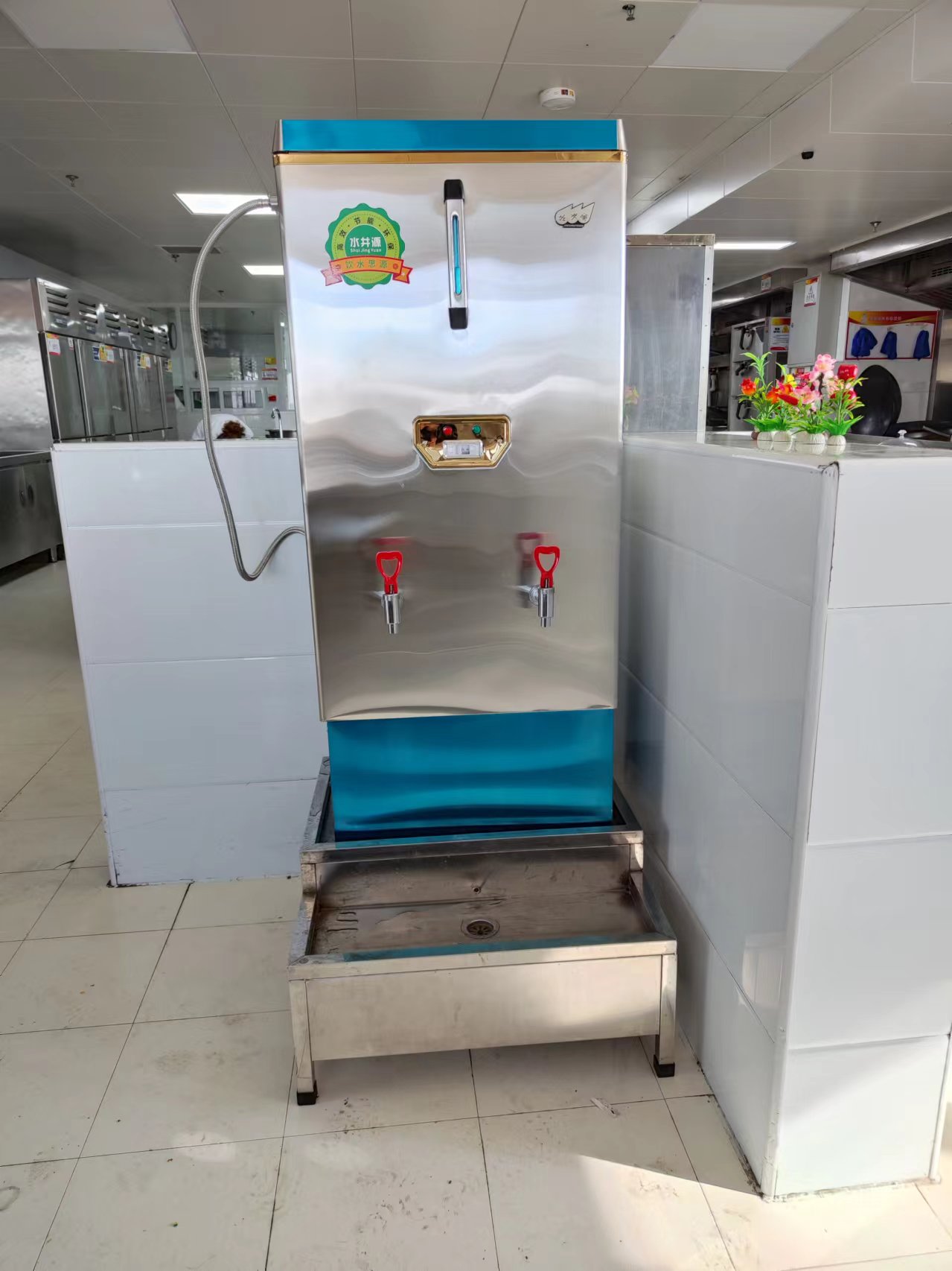 65b76763f261e738.jpg